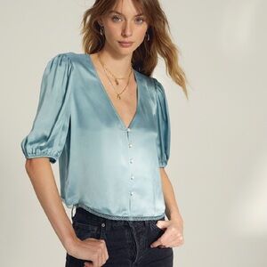 Aritzia Wilfred Bria blouse in BLACK